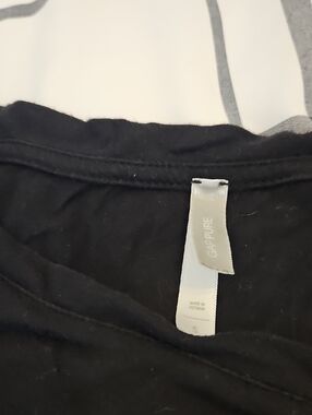 GAPPure Black Tee - Small